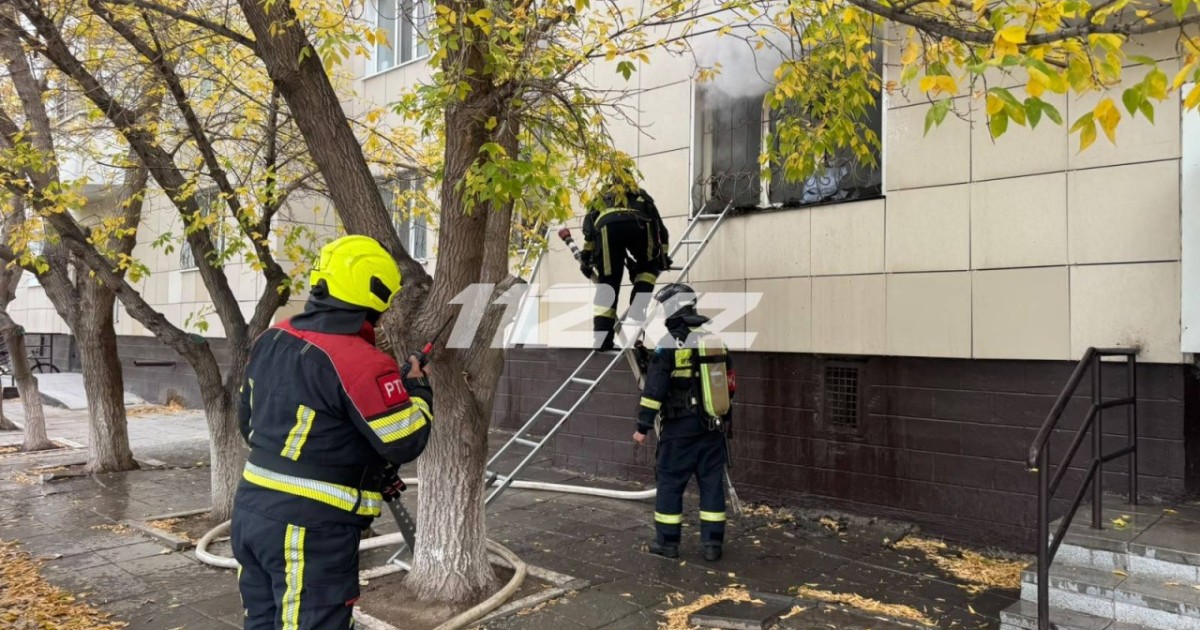 Астанада тұрғын үйдің бірінші қабатындағы ателье өртенді