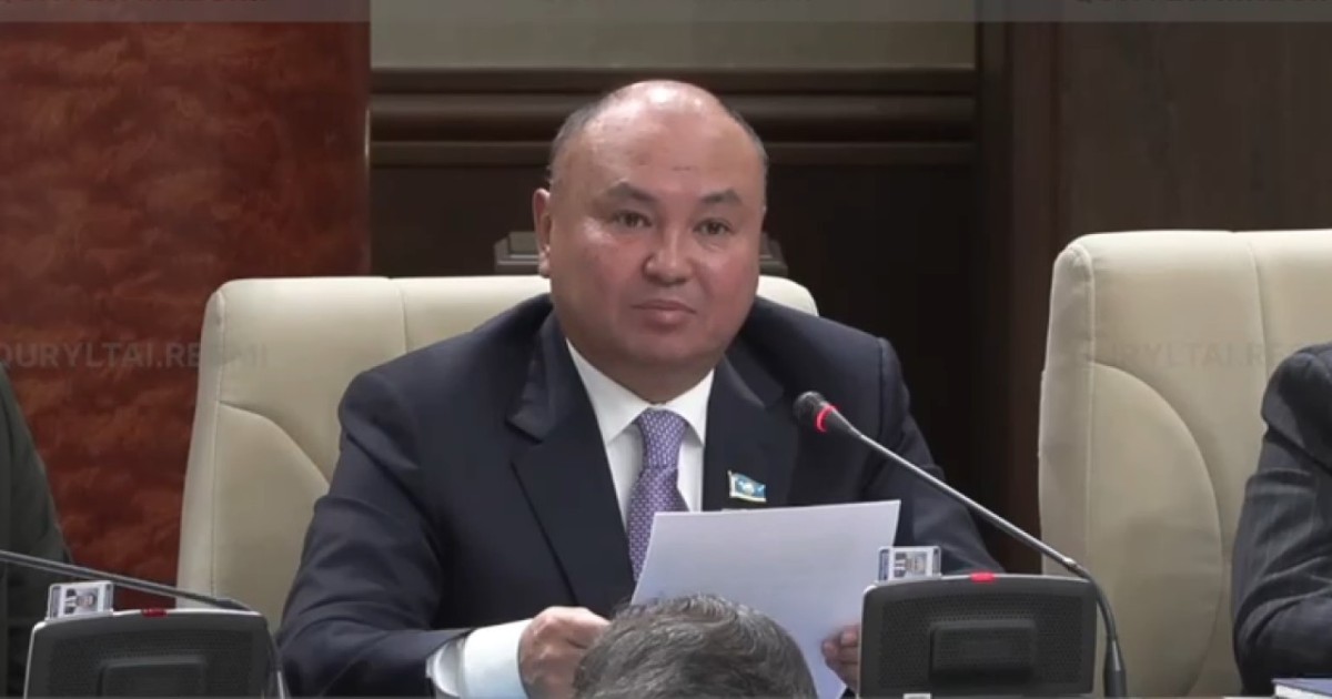 Ерлан Сайыр: Қоғам Ата заңның нормаларын бұлжытпай орындауы керек