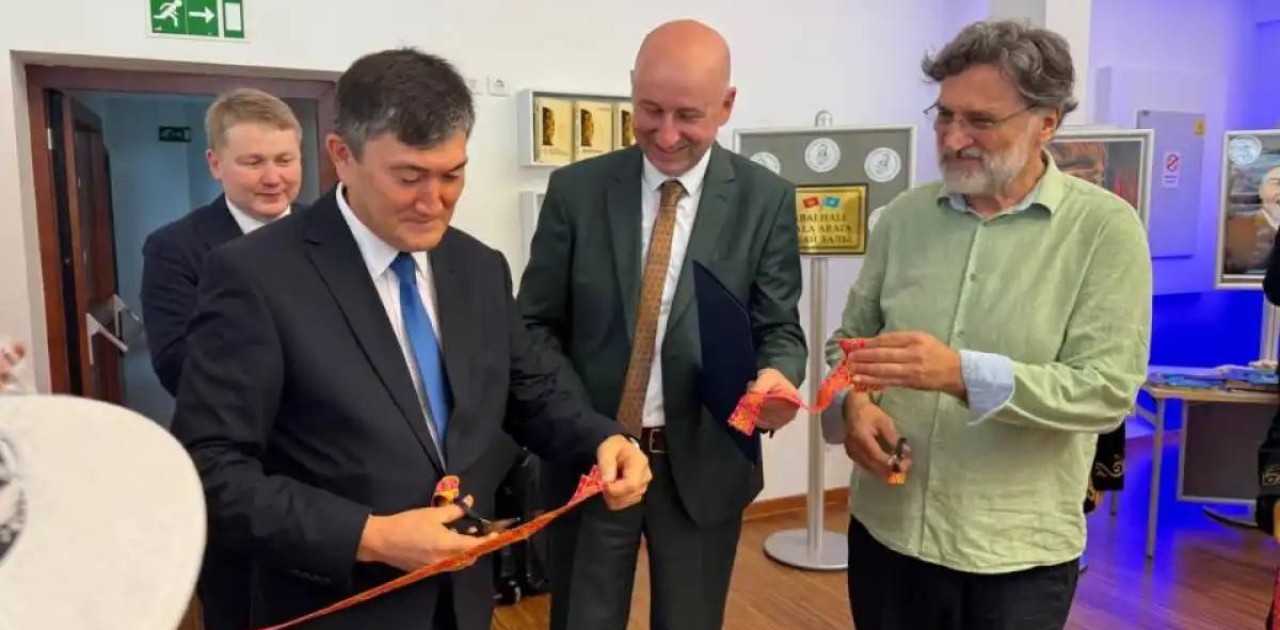 Черногорияда Абай орталығы ашылды