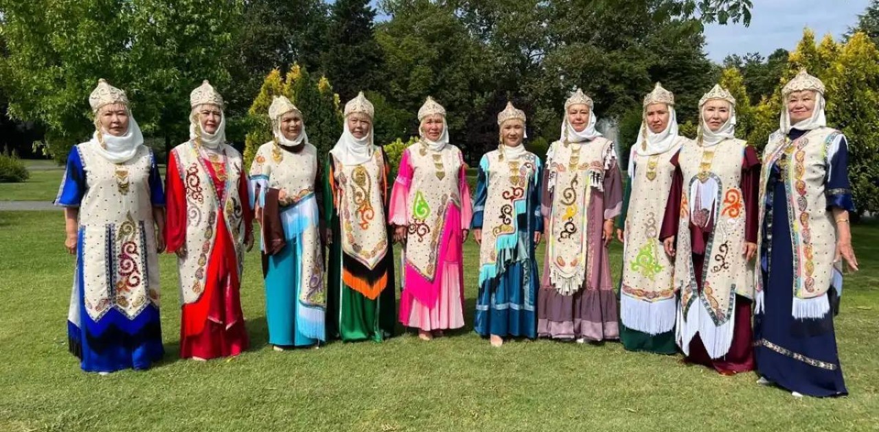 Елордалық сәнқой әжелер Болгариядан жүлдемен оралды