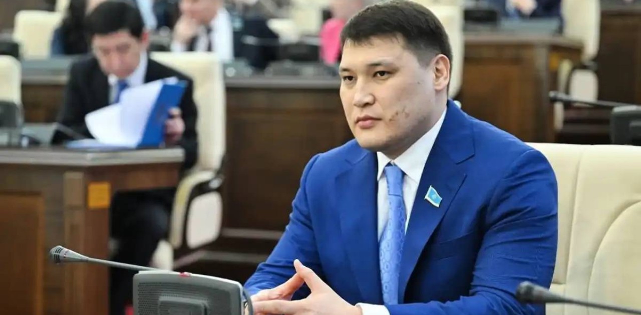 «Үнсіз қалу мүмкін емес»: Руслан Берденов қастандыққа қатысты мәлімдеме жасады