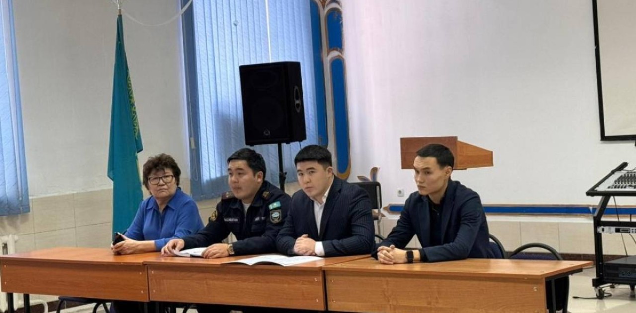 Заң мен тәртіп: Елордада колледж студенттеріне қауіпсіздік ережелері түсіндірілді