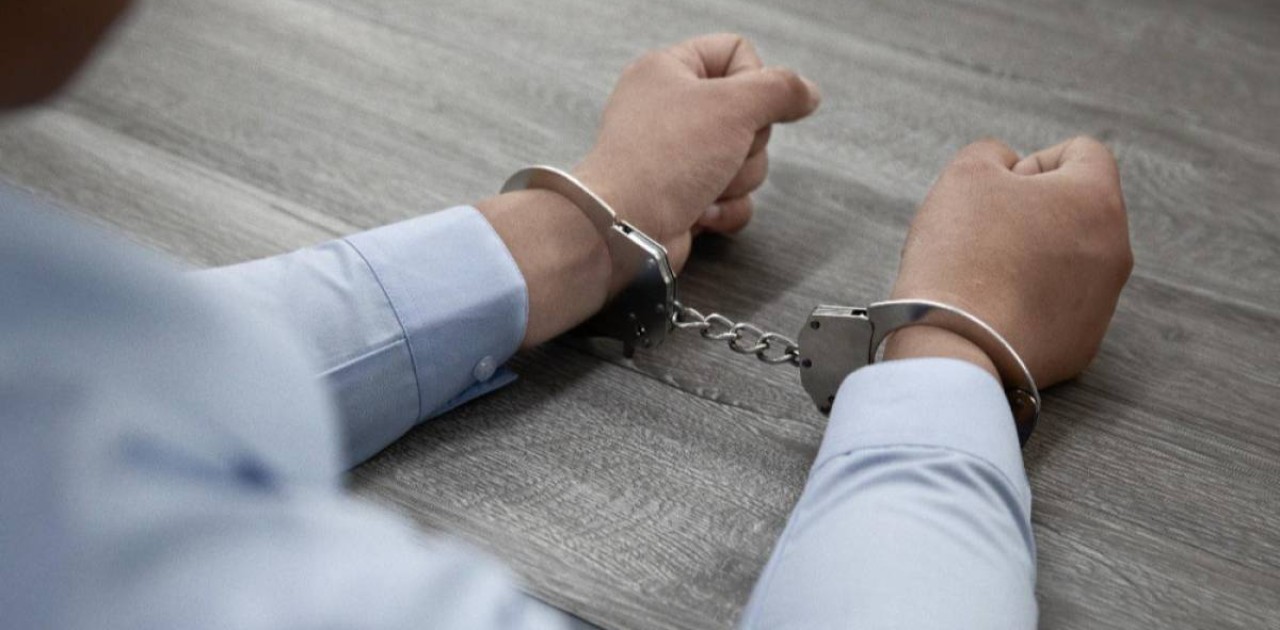 Қарағандыда кәсіпкерден 700 мың доллар талап еткен күдікті ұсталды