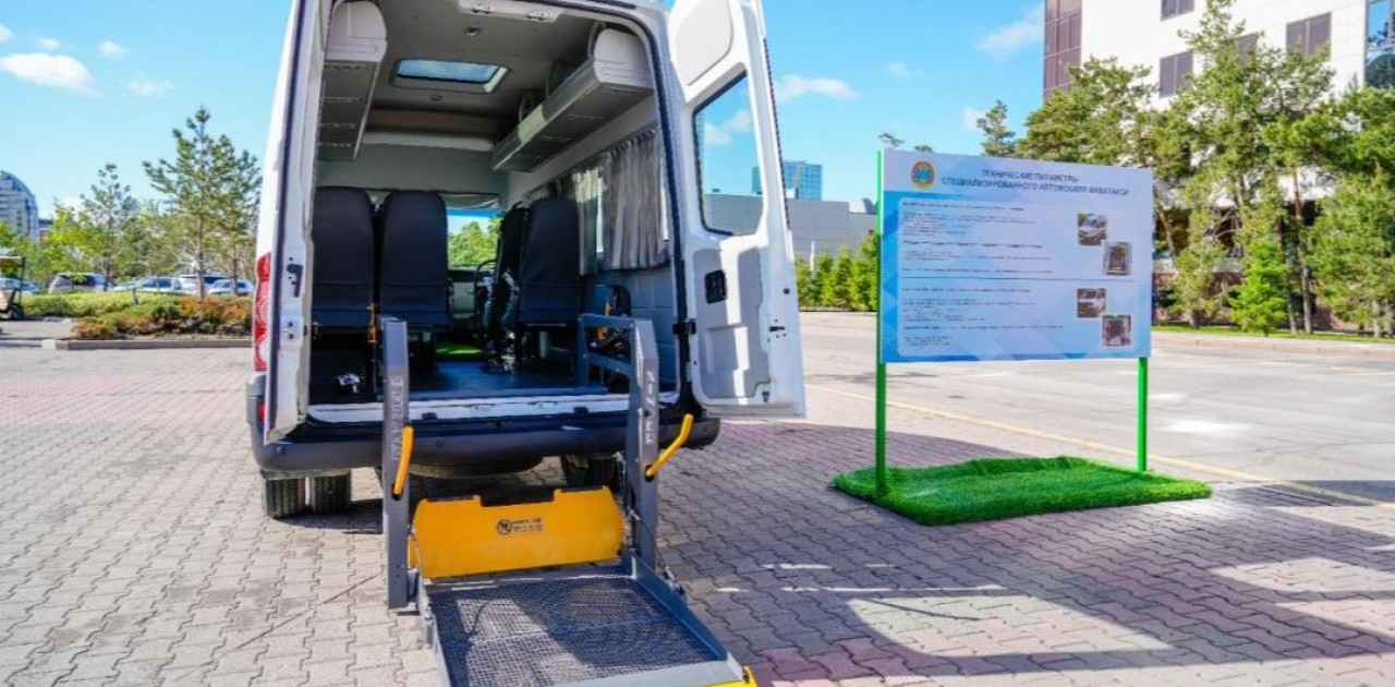 Мүмкіндігі шектеулі жандар инватаксиді түнгі уақытта да пайдалана алады