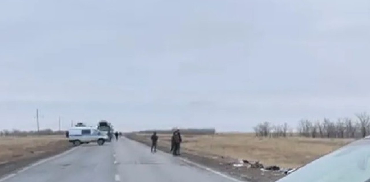 Ақтөбе облысында 49 Өзбекстан азаматы болған автобус аударылды: 5 жолаушы көз жұмды