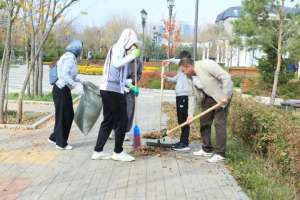 Елордада «Алаш қайраткерлері» ескерткіші маңында тазалық жұмыстары жүргізілді