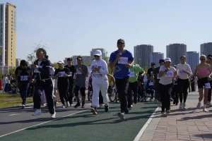 Елордадағы «Жігерлі жандар» парамарафонына 80-ге жуық адам қатысты