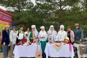 Астанада Конституция күні мен Абайдың 180 жылдығы қатар тойланды