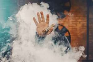 «Астанада 490 мыңнан астам вейп тәркіленді»: ҚМА вейп саудасының жолын кесті