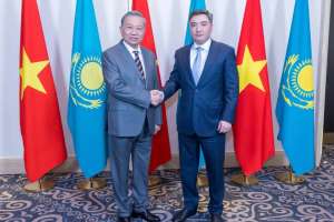 Қазақстан мен Вьетнам сауда-экономикалық ынтымақтастықты дамыту мәселелерін талқылады