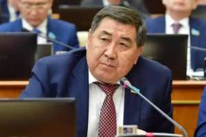 Ермұрат Бәпи Amanat қатарына қосыла ма: депутат жауап берді