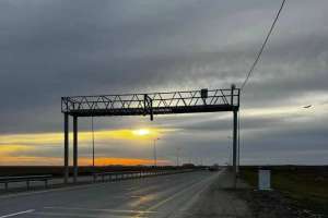 Бүгіннен бастап Қазақстанда ақылы жолдардың ақауы бар учаскесінде жол жүру ақысы тегін