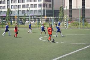 FIFA Қазақстанда 100 шағын футбол алаңын салады