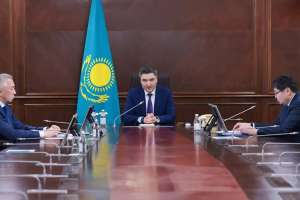 Олжас Бектенов кәсіпкерлерді екі апта ішінде салық төлеуге шақырды