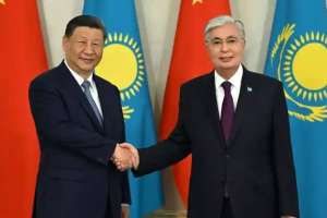 Тоқаев Си Цзиньпиннің шақыруымен Қытайға барады