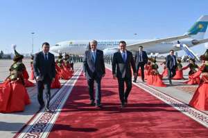 Тоқаев Қырғыз Республикасына ресми сапармен барды