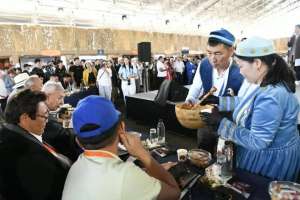 Астанадағы BaiQymyz гастрофестивалі: алғашқы күні 40 мың адам келді