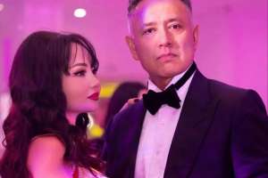 Баян мен Тұрсын Алагөзовтер қыздарының тұсаукесерін дүркіретіп өткізді