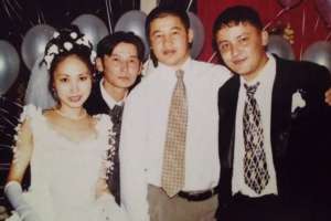 Әнші Қарақат Әбілдина тұрмысқа шыққан сәтін есіне алды (ВИДЕО)