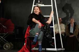 QALLEKI театр лабораториясы «Шеңбер» қойылымының премьерасын ұсынады