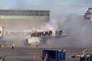 АҚШ-та жолаушылар ұшағынан өрт шығып, 6 адам жарақаттанды