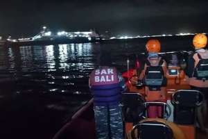 Бали аралында паром суға батып, 4 адам қаза тапты