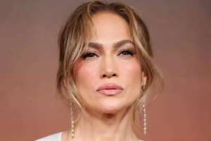 Дженнифер Лопес жазда елордада концерт береді