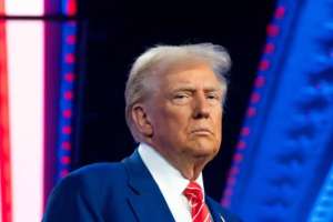 АҚШ-та Трампқа импичмент жариялау ұсынылды