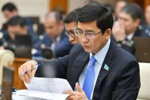 Науқастар үшін ауадай қажет дәрілер тіркелмей қалады – Асхат Аймағамбетов