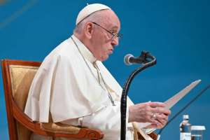 Рим папасы хәл үстінде жатыр