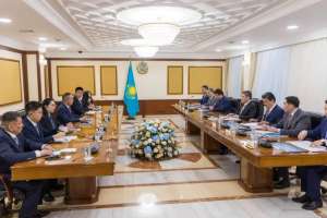 Олжас Бектенов Қытай компаниясының басшысымен кездесті