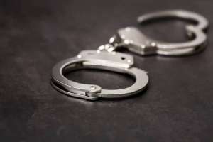 Елордада есірткі жарнамалаған әйел ұсталды