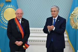 Тоқаев ICAO президентін «Достық» орденімен марапаттады