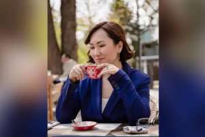 «Әйел балаға қарау үшін демалысқа шығады»: Белгілі коуч декреттегі аналардың жұмыс істеуіне қатысты ойын айтты