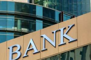 Әлеуметтік осал жандардың атына несие ресімдеу туралы жанжалды іс: банктер мәлімдеме жасады