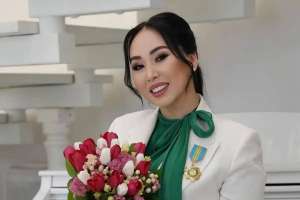 Жарты сағат қалғанда «лақтырып» кетті: Қарақат Әбілдина туған күніндегі реніштерін жасырмады