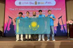 Қазақстандық оқушылар Халықаралық олимпиадада тарихи нәтижеге қол жеткізді