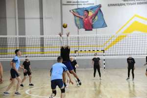 Астана күніне орай елорданың «Сарайшық» ауданында волейбол турнирі басталды
