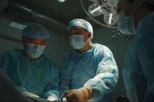 Атырауда бұрын-соңды жасалмаған тізе буынын қалпына келтіру отасы сәтті аяқталды