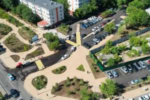 Астана күні қарсаңында елордада жаңа гүлзар ашылды