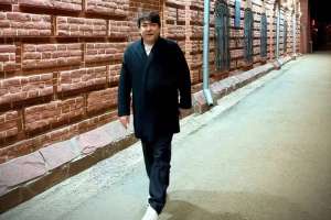 «Енді сен қалып ең...»: Мейрамбек Беспаев жаңа салаға бет бұрды