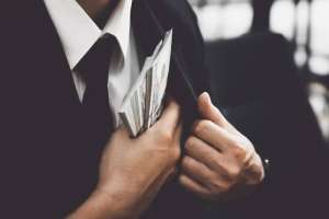 Әкімдіктің бұрынғы қызметкерлері бюджеттен 46 млн теңге ұрлаған