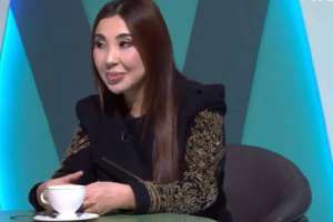 «Ұлдарым тұрмыс құруыма қарсы»: Сиви Махмуди жеке өмірінен сыр шертті