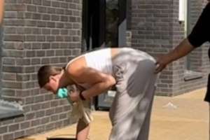 «Бойжеткеннің бөксесін сипаған»: 58 жастағы азамат жауапкершілікке тартылды