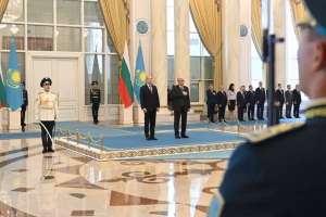 Қасым-Жомарт Тоқаев Болгария Президентін қарсы алды