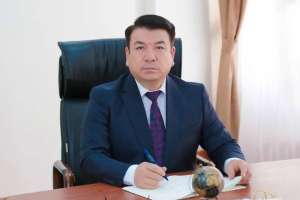 Ғани Бейсембаев оқушыларды оқу жылының аяқталуымен құттықтады