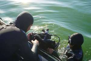 14 метр тереңдікте тікұшақтың сынықтары мен бір адамның мәйіті анықталды (ВИДЕО)