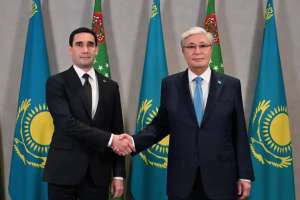Қасым-Жомарт Тоқаев Түрікменстан Президентімен кездесті