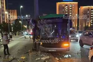 «Евразия» СК автобустың қатысуымен болған жол апатында зардап шеккен қыздың отбасына 19,6 млн теңге төледі