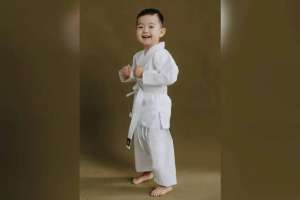 «Бастысы – жақсы азамат болуы»: 33 миллион қаралым жинаған астаналық Санжардың ата-анасымен сұхбат